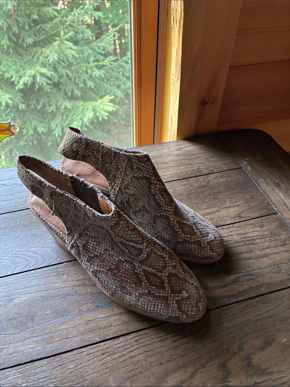 Gentle Souls Kenneth Cole Brown Snake-Print Slingback Mules